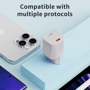 Зарядно адаптер Rock, T88 Sugar Cube GaN, Type C, QC3.0 PD 33W 3A, Бързо зареждане, Бяло